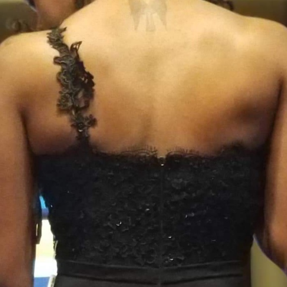 Black Formal Mermaid Dress (Prom) - Picture 4 of 6